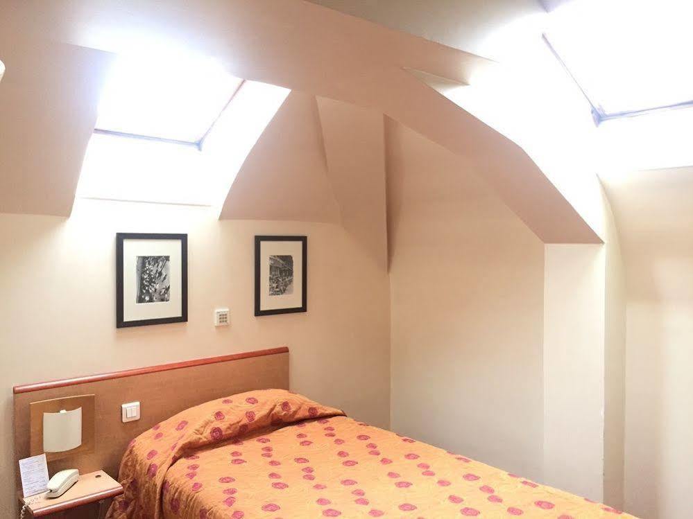 Hotel Hospitel Paris Eksteriør billede